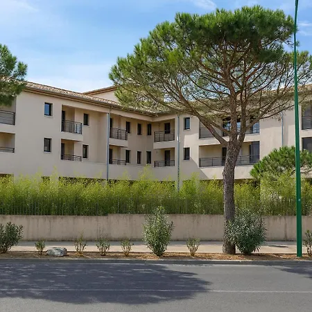 Appartement Avec Grande Terrasse Au Centre D'uzès Uzès