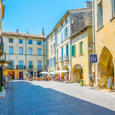 Avec Grande Terrasse Au Centre D'uzes Apartmán Uzès
